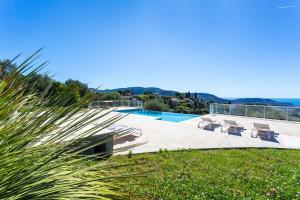 Villas VILLA SAVANNAH VI4356 By Riviera Holiday Homes : photos des chambres