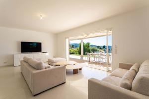 Villas VILLA SAVANNAH VI4356 By Riviera Holiday Homes : photos des chambres