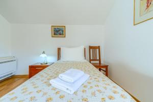 Villa room in Villa Roglic with pool in Dalmatian Hinterland