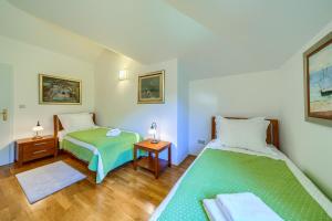 Stylish Villa Roglić, Comfort, Privacy & Breathtaking Scenery