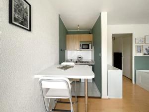 Appartements T1 cosy - 5min du port - parking - linge inclus : Appartement 1 Chambre