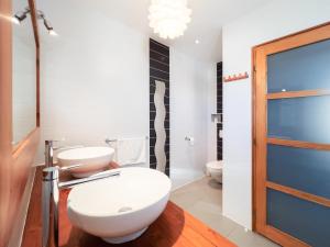 Villas Grande maison moderne avec piscine 10 personnes : photos des chambres