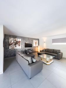 Villas Grande maison moderne avec piscine 10 personnes : photos des chambres
