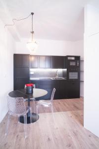 New Elegance Suites Guesthouse img83