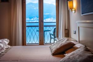 Double Room with Lake View - Attic room in Hotel Rabay