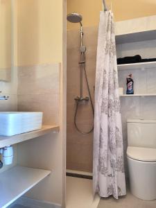 Appartements Studio a 400 m de la plage : photos des chambres