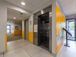 Première Classe Chartres Sud - Barjouville