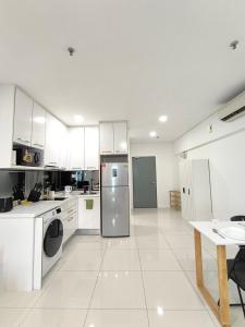 Mercu summer Suites by KL Residence
