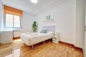 Vistabella 2 by Clabao - 济祖尔·梅约