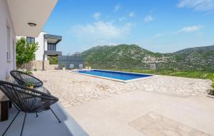 2 Bedroom Gorgeous Home In Umcani