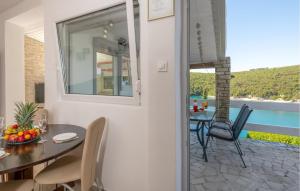 2 Bedroom Nice Apartment In Krnica