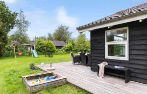 3 Bedroom Gorgeous Home In Ebeltoft