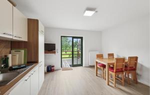 Nice Apartment In Am Salzhaff With Wifi