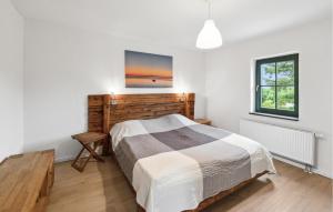 Nice Apartment In Am Salzhaff With Wifi