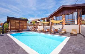 Lovely Home In Popovaca