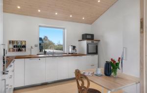 Lovely Home In Føllenslev With Wifi