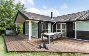 Stunning Home In Gilleleje With Sauna