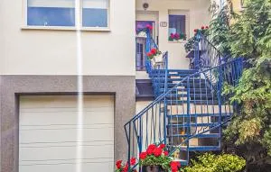 4 Bedroom Nice Home In Miedzyzdroje - 维塞乌卡