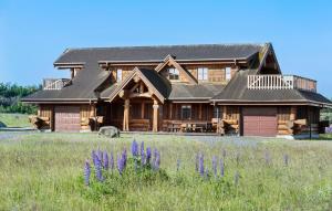 Stunning Home In Nimtofte With Kitchen