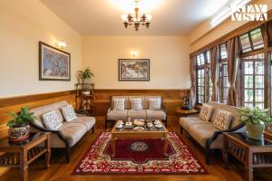 StayVista at Thangsing Farmhouse 4 BHK Pahadi villa with Gazebo, Indoor-Outdoor Games near Sikkim