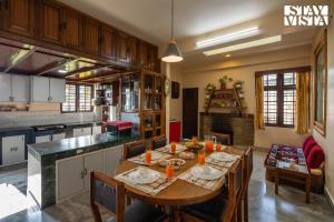 StayVista at Thangsing Farmhouse 4 BHK Pahadi villa with Gazebo, Indoor-Outdoor Games near Sikkim