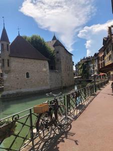 Appartements Appartement Proche centre ville avec Parking Gratuit : photos des chambres