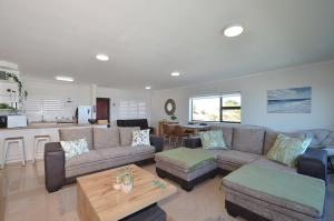 Seaforever Apartment