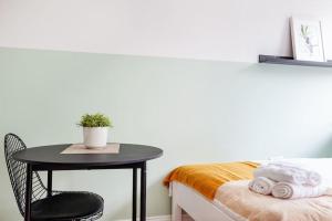 Studio near Bayswater station