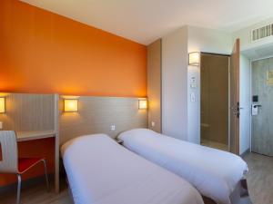 Hotels Premiere Classe Chartres Sud - Barjouville : Chambre Lits Jumeaux