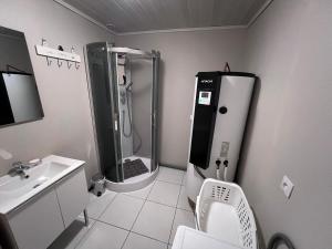 Villas Villa 4 chambres recente avec piscine et Jardin : photos des chambres