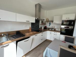 Maisons de vacances Maison de ville a la mer tres bien equipee proche centre avec commerces : photos des chambres