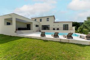 Villas Villa spacieuse et accueillante : photos des chambres