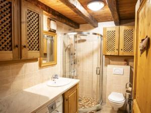 Studio avec terrasse, 4 pers, animaux admis, parking - FR-1-676-189