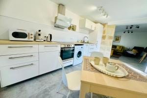 Appartements Les Sagnes - the charm of the old in a peaceful setting with air conditi : photos des chambres