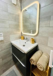 Appartements Les Sagnes - the charm of the old in a peaceful setting with air conditi : photos des chambres
