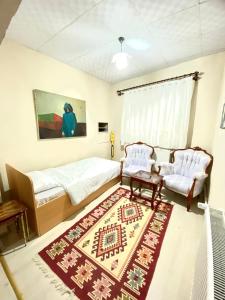 Ürgüp merkez çarşıda kemerli ev