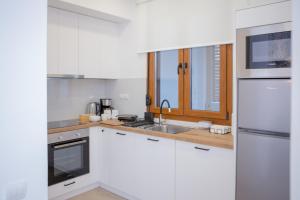 Memories Suites - Luxury Suite with Sea View