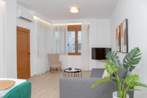 Memories Suites - Luxury Suite with Sea View