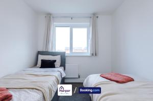 Spacious 5BR Contractor Stay Sleeps 10 in Chester