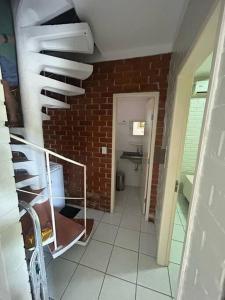 Casa em condominio na beira do rio
