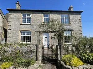 Treganoon House, Lanlivery - Penpillick