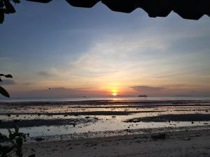 The Dreamcatcher Hostel Nathon SamuiSunset