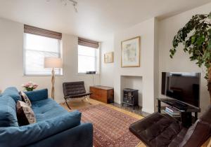 Causewayside Apartment - The Edinburgh Address
