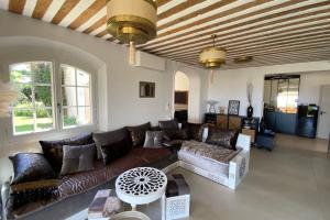 Lovely villa with pool - panoramic sea view