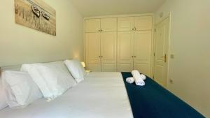 MarketHome Jardines del Mar Pool View