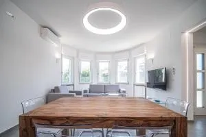 Capriè, dimora tra mare e monti - Villa Caldari