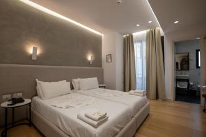 Standard Twin Room with Mountain View room in Art Hotel