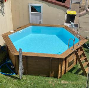 Maison paisible avec piscine