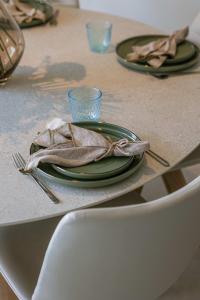 Huswell - Apartment with Terrace in the Heart of Nieuwpoort