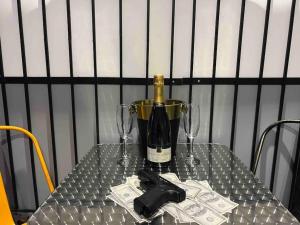 Appartements 50 nuances de gris - BDSM - Loveroom : photos des chambres